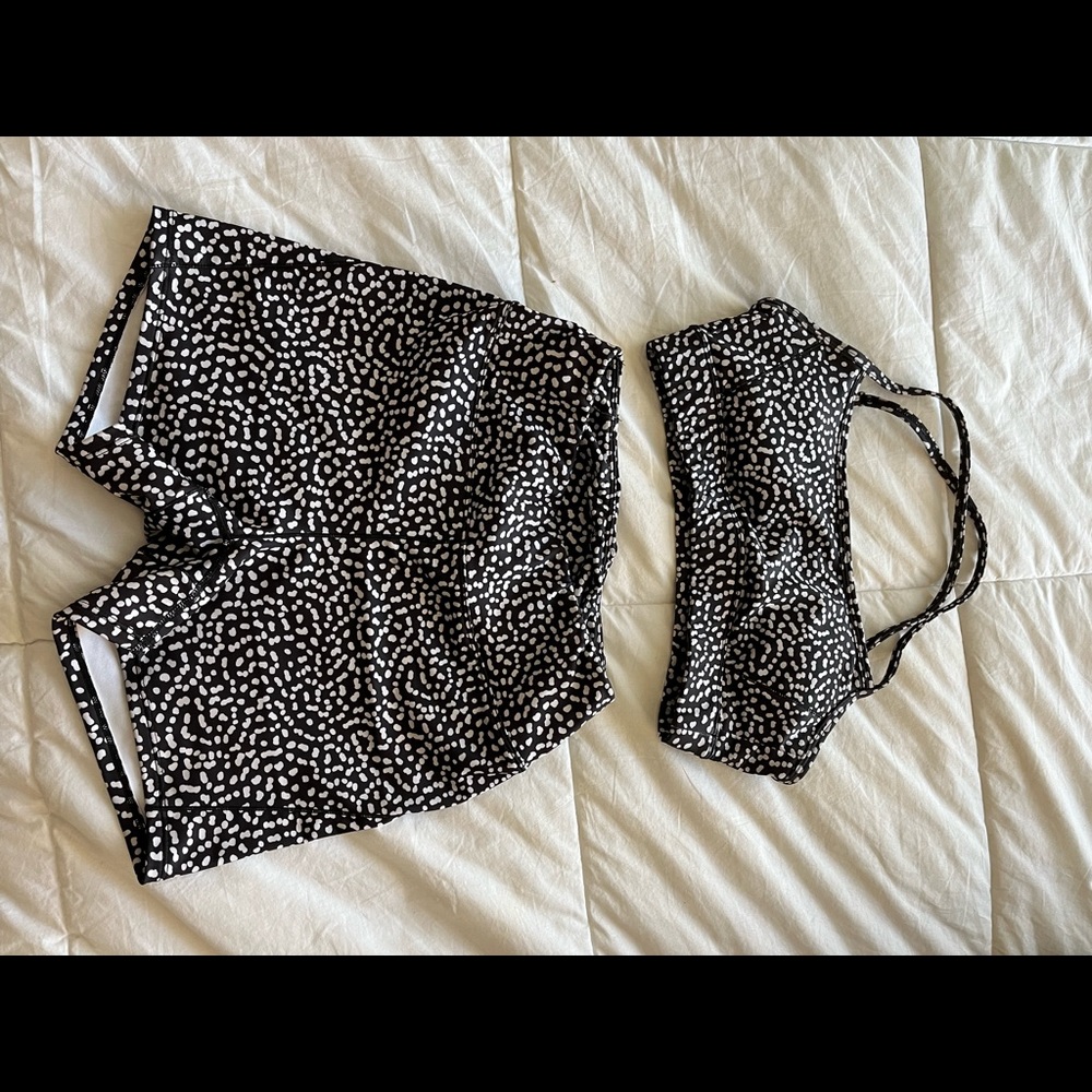 womans workout set